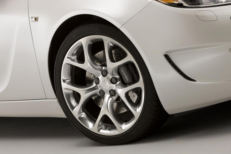 Колеса Buick Regal GS Concept 2010 года  (фото 8 из 17)